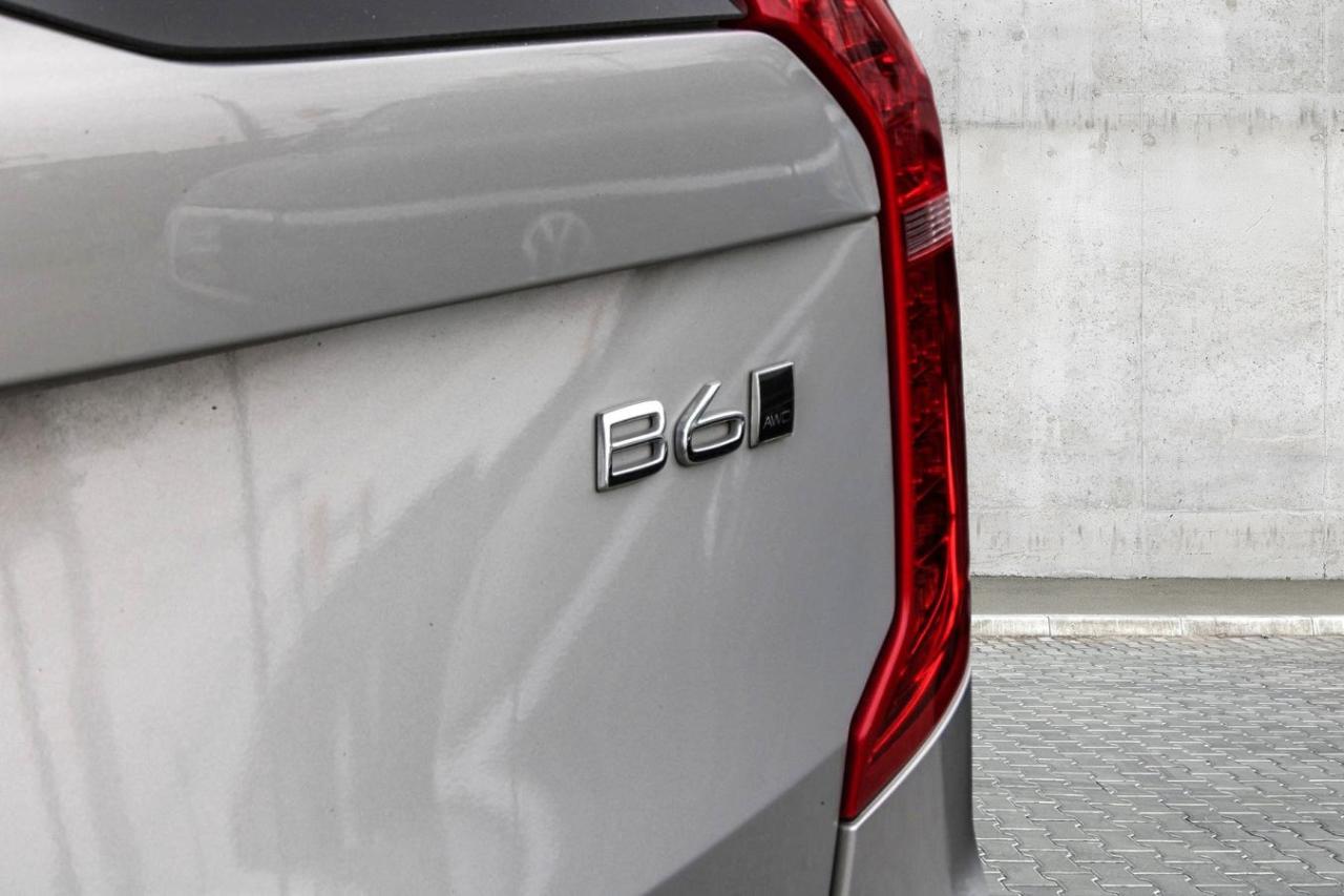 2024 Volvo XC90 B6 AWD Plus 7-Seater  BkpCam Photo