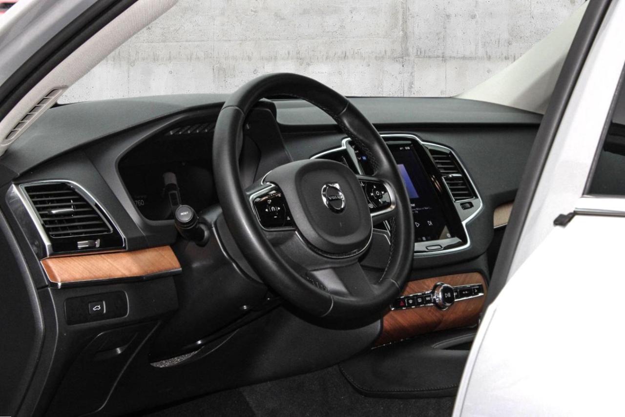 2024 Volvo XC90 B6 AWD Plus 7-Seater  BkpCam Photo