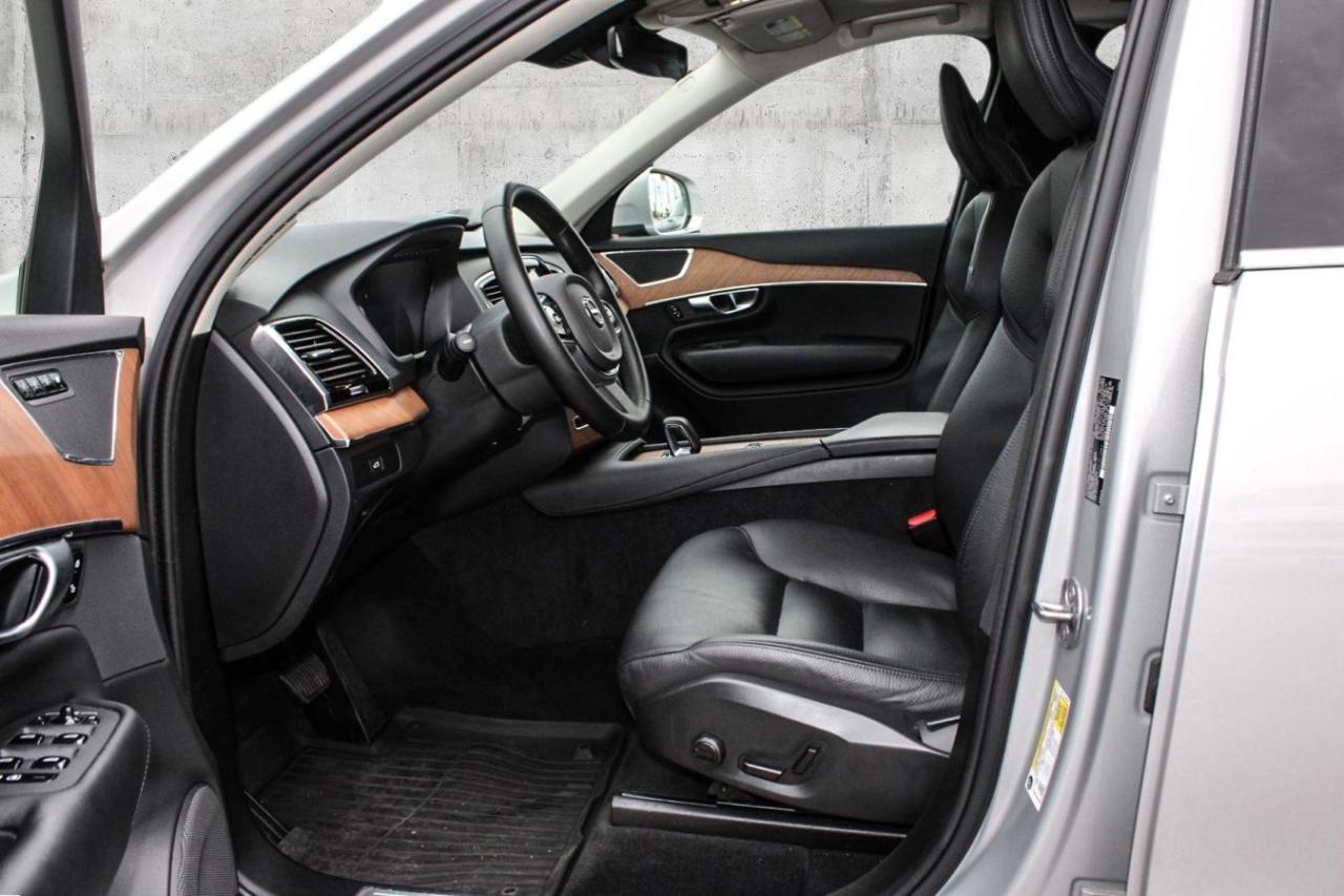 2024 Volvo XC90 B6 AWD Plus 7-Seater  BkpCam Photo