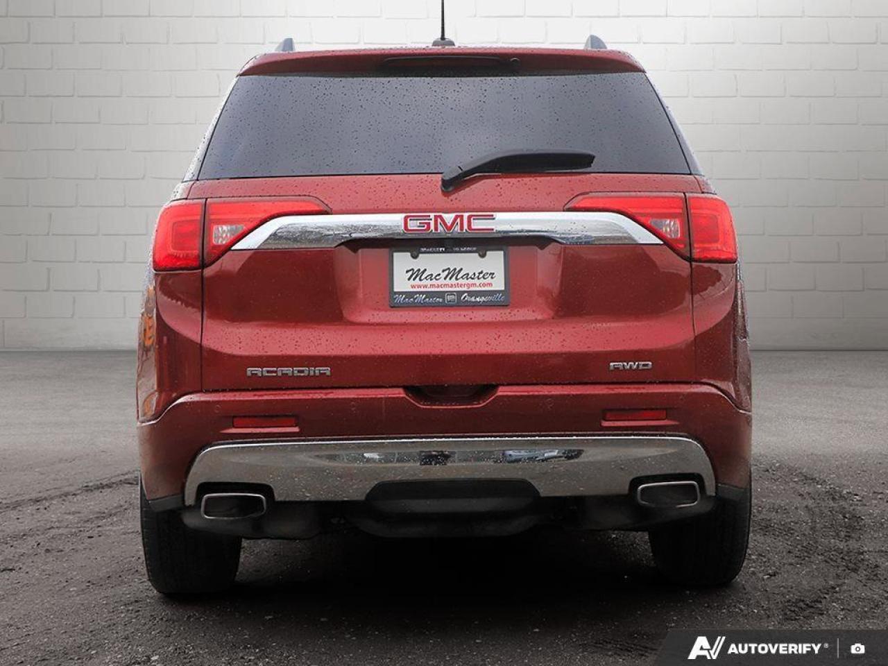 2018 GMC Acadia DenaliDENALI, 3.6L V6, AWD, 6-PASSENGER, LEATHER, Photo3