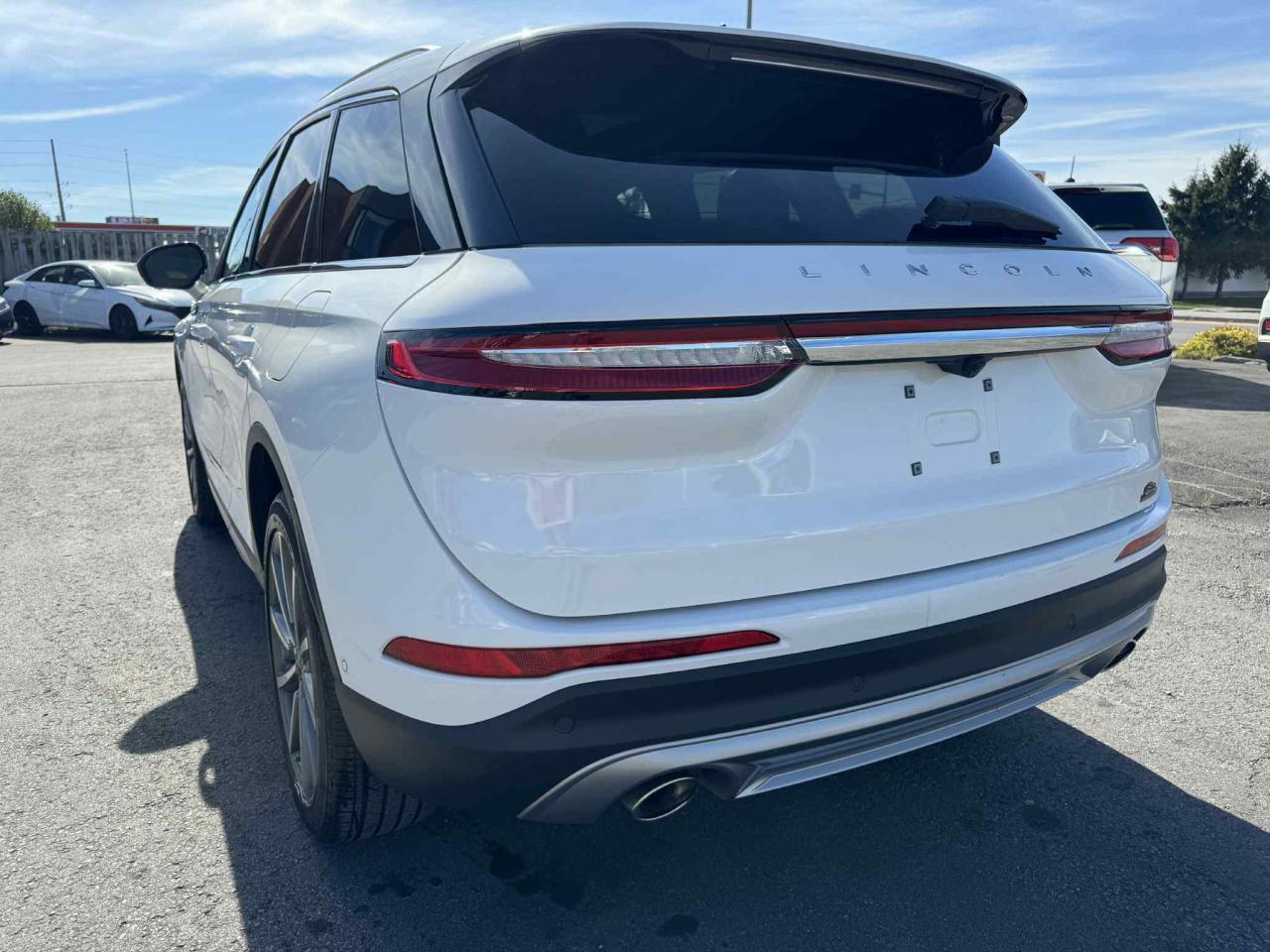 2020 Lincoln Corsair Reserve AWD Photo2