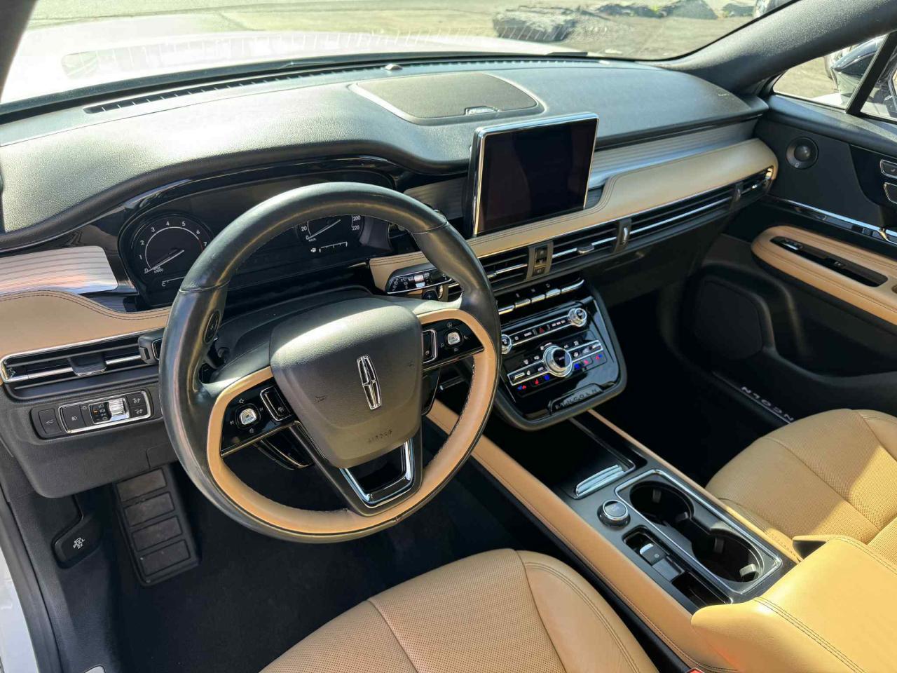 2020 Lincoln Corsair Reserve AWD Photo