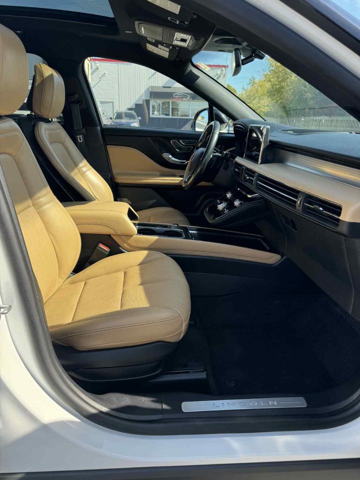 2020 Lincoln Corsair Reserve AWD Photo