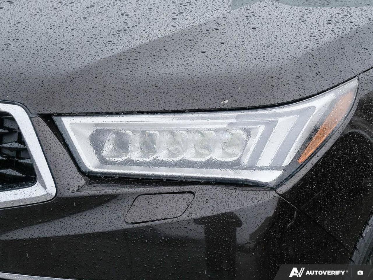 2017 Acura MDX Technology Package3.5L,SH-AWD, NAV, SUNROOF, DVD/E Photo