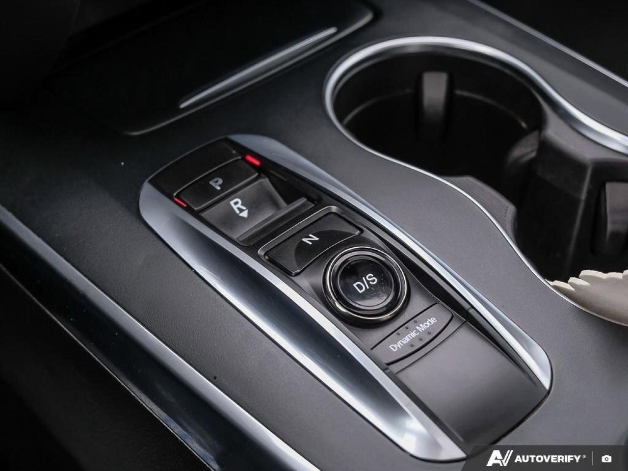 2017 Acura MDX Technology Package3.5L,SH-AWD, NAV, SUNROOF, DVD/E Photo