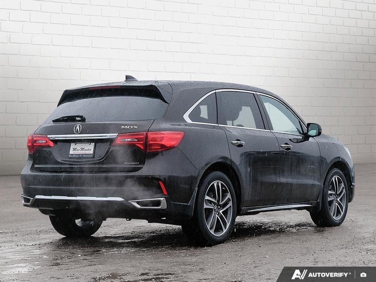 2017 Acura MDX Technology Package3.5L,SH-AWD, NAV, SUNROOF, DVD/E Photo