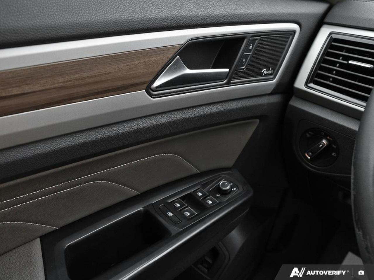 2021 Volkswagen Atlas ExeclineV6, HEATED / COOLED SEATS, SUNROOF, POWER Photo