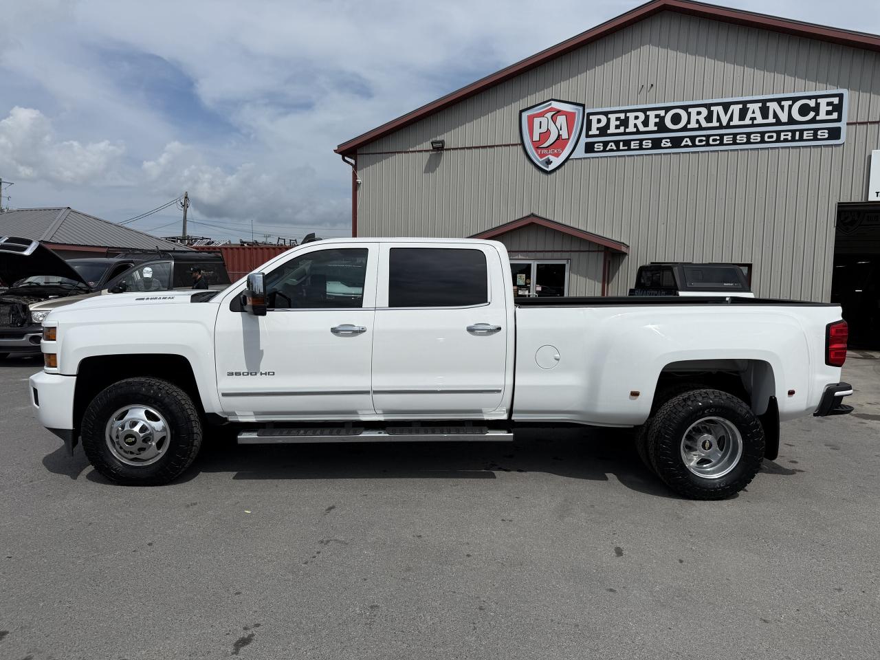 2017 Chevrolet Silverado 3500HD LT DUALLY DURAMAX 4X4 3500HD Photo