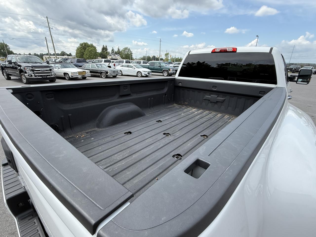 2017 Chevrolet Silverado 3500HD LT DUALLY DURAMAX 4X4 3500HD Photo