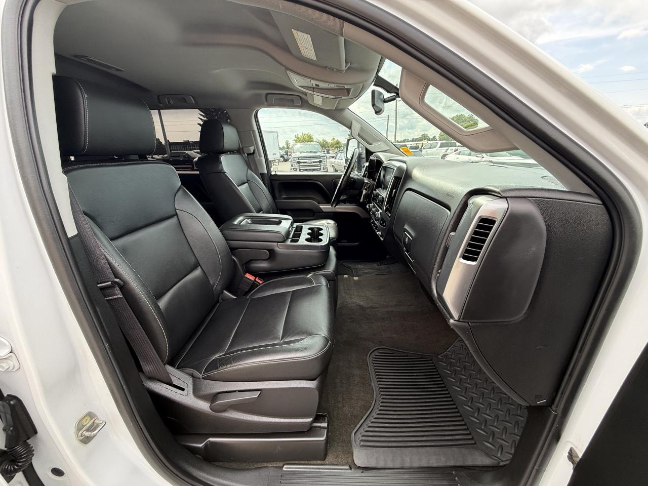 2017 Chevrolet Silverado 3500HD LT DUALLY DURAMAX 4X4 3500HD Photo