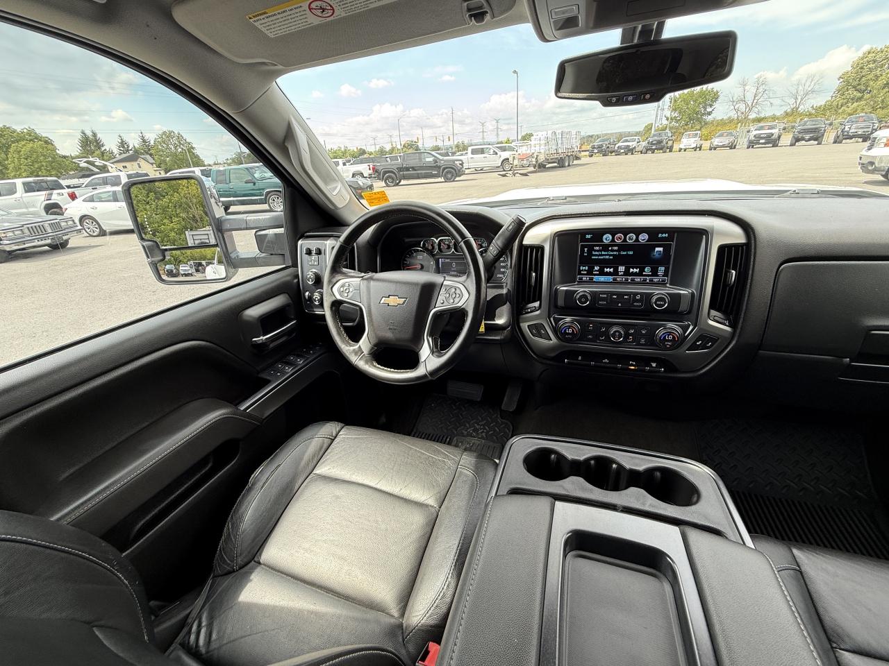 2017 Chevrolet Silverado 3500HD LT DUALLY DURAMAX 4X4 3500HD Photo