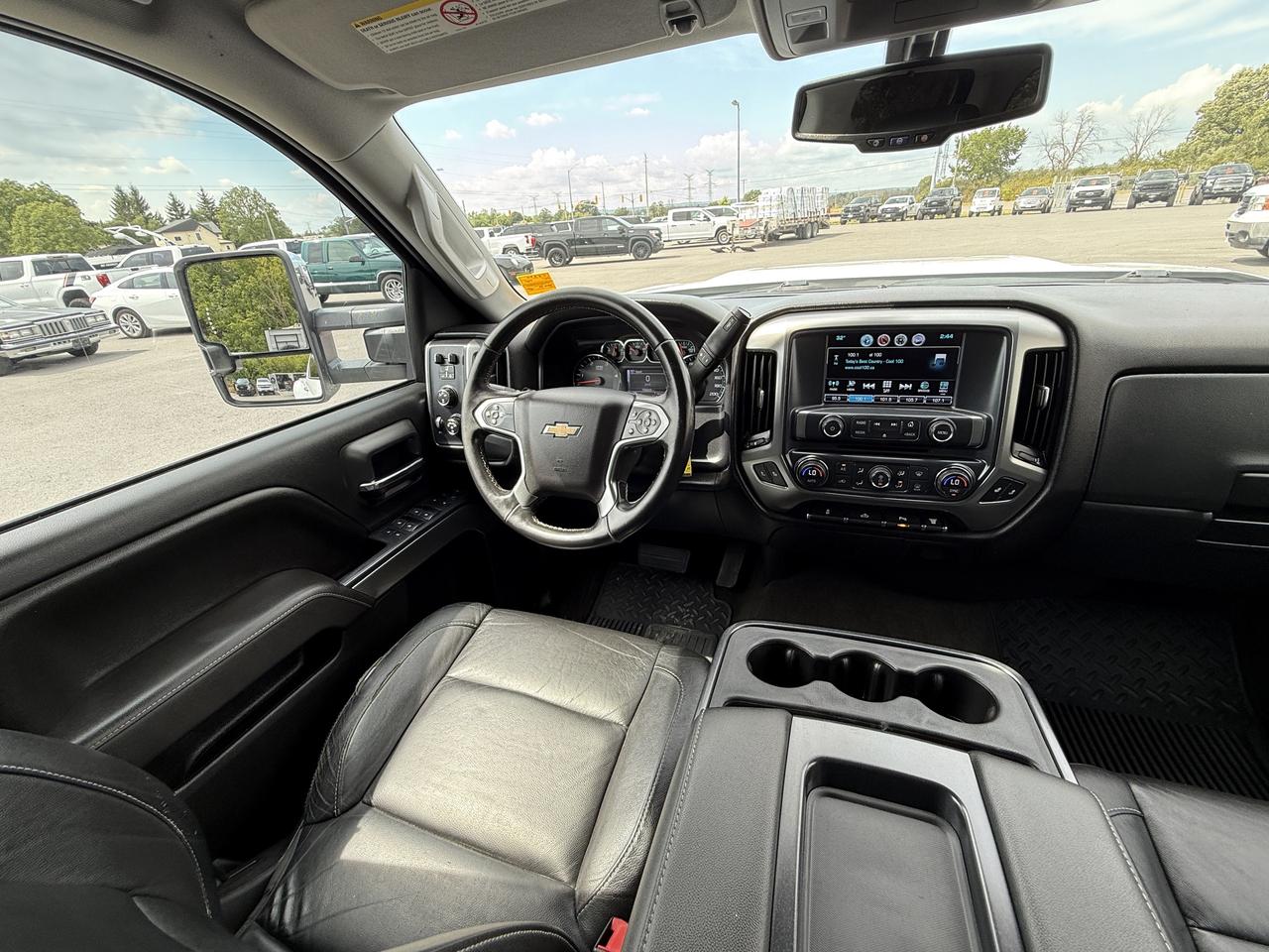 2017 Chevrolet Silverado 3500HD LT DUALLY DURAMAX Photo