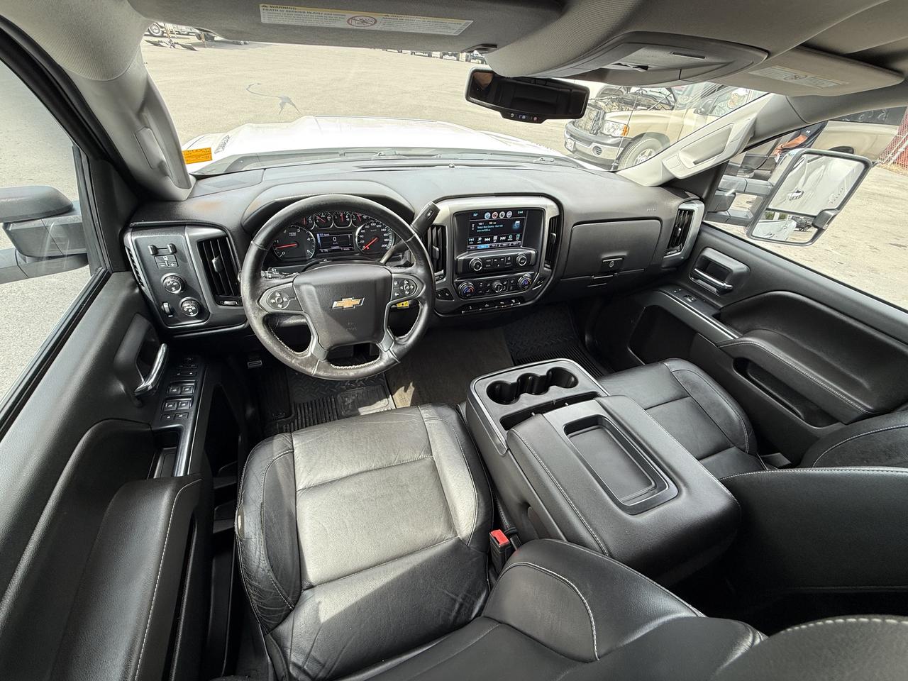 2017 Chevrolet Silverado 3500HD LT DUALLY DURAMAX Photo