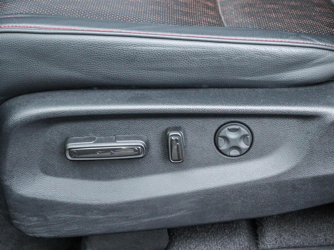 2024 Honda Odyssey Black Edition NAVI LEATHER SUNROOF Photo