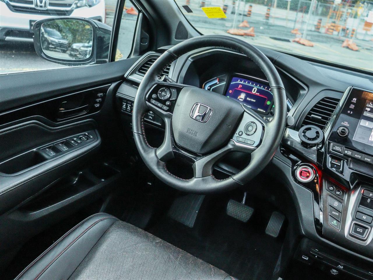 2024 Honda Odyssey Black Edition NAVI LEATHER SUNROOF Photo