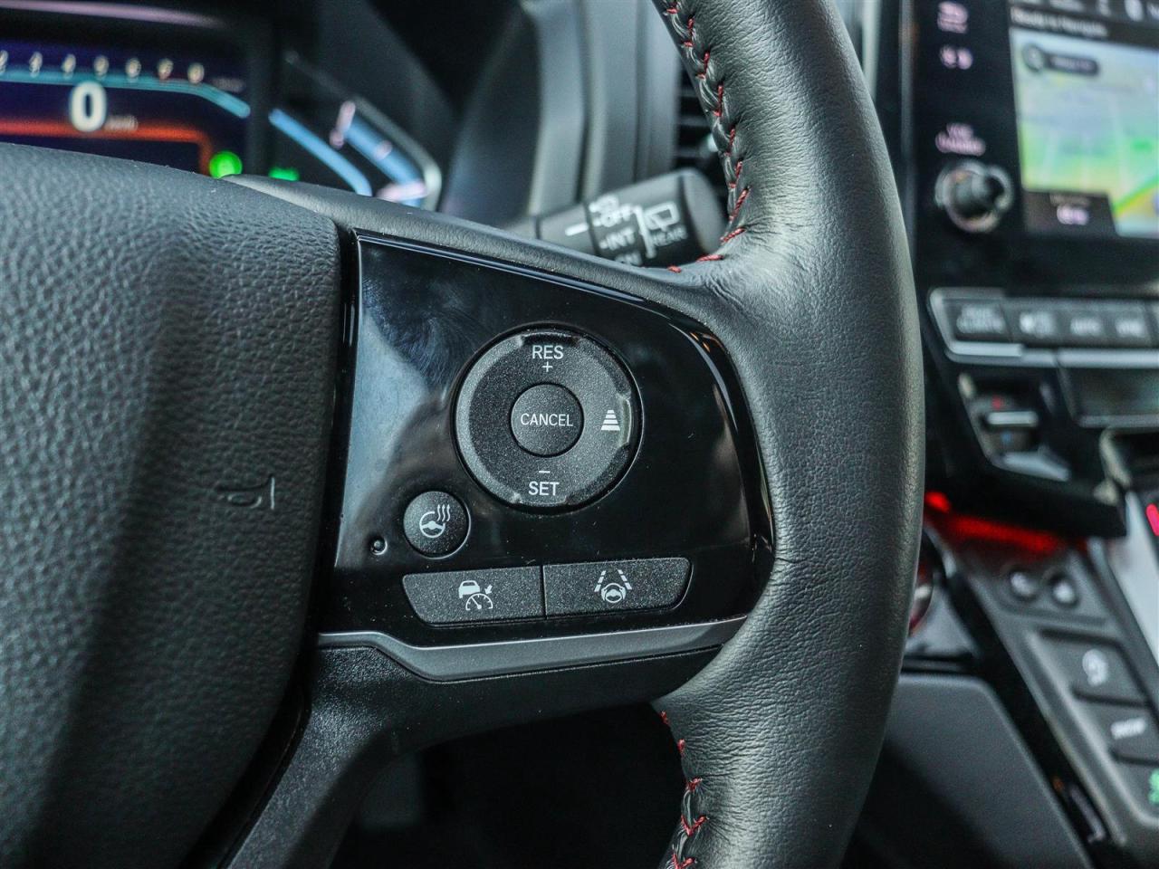 2024 Honda Odyssey Black Edition NAVI LEATHER SUNROOF Photo
