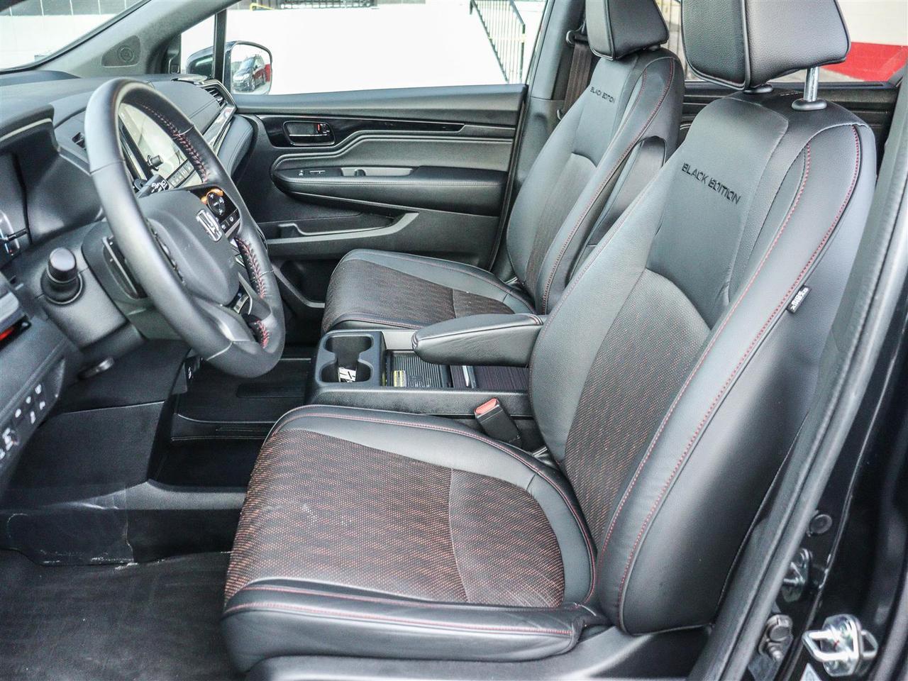 2024 Honda Odyssey Black Edition NAVI LEATHER SUNROOF Photo