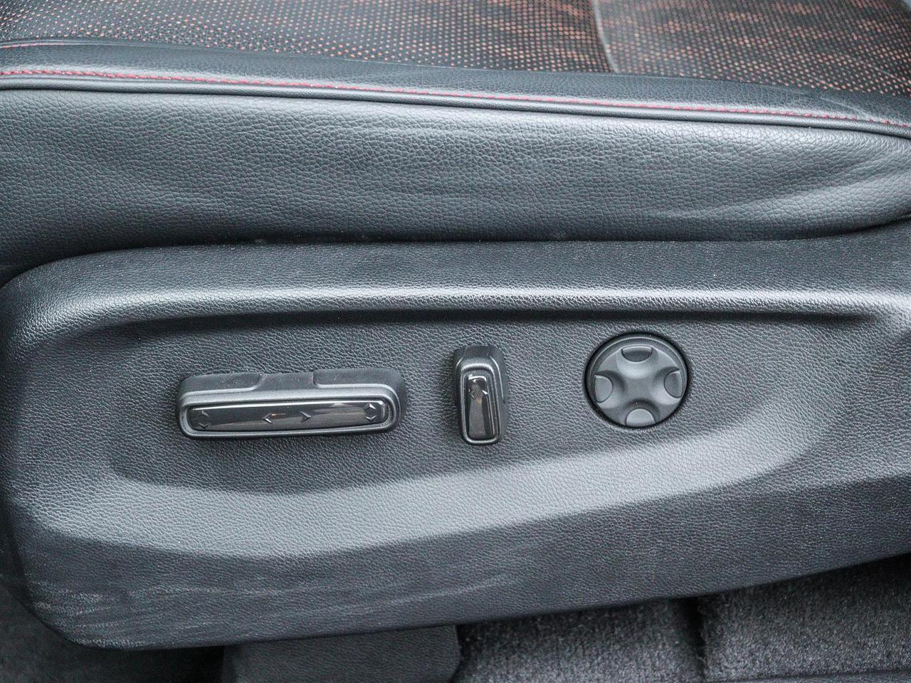 2024 Honda Odyssey Black Edition NAVI LEATHER SUNROOF Photo