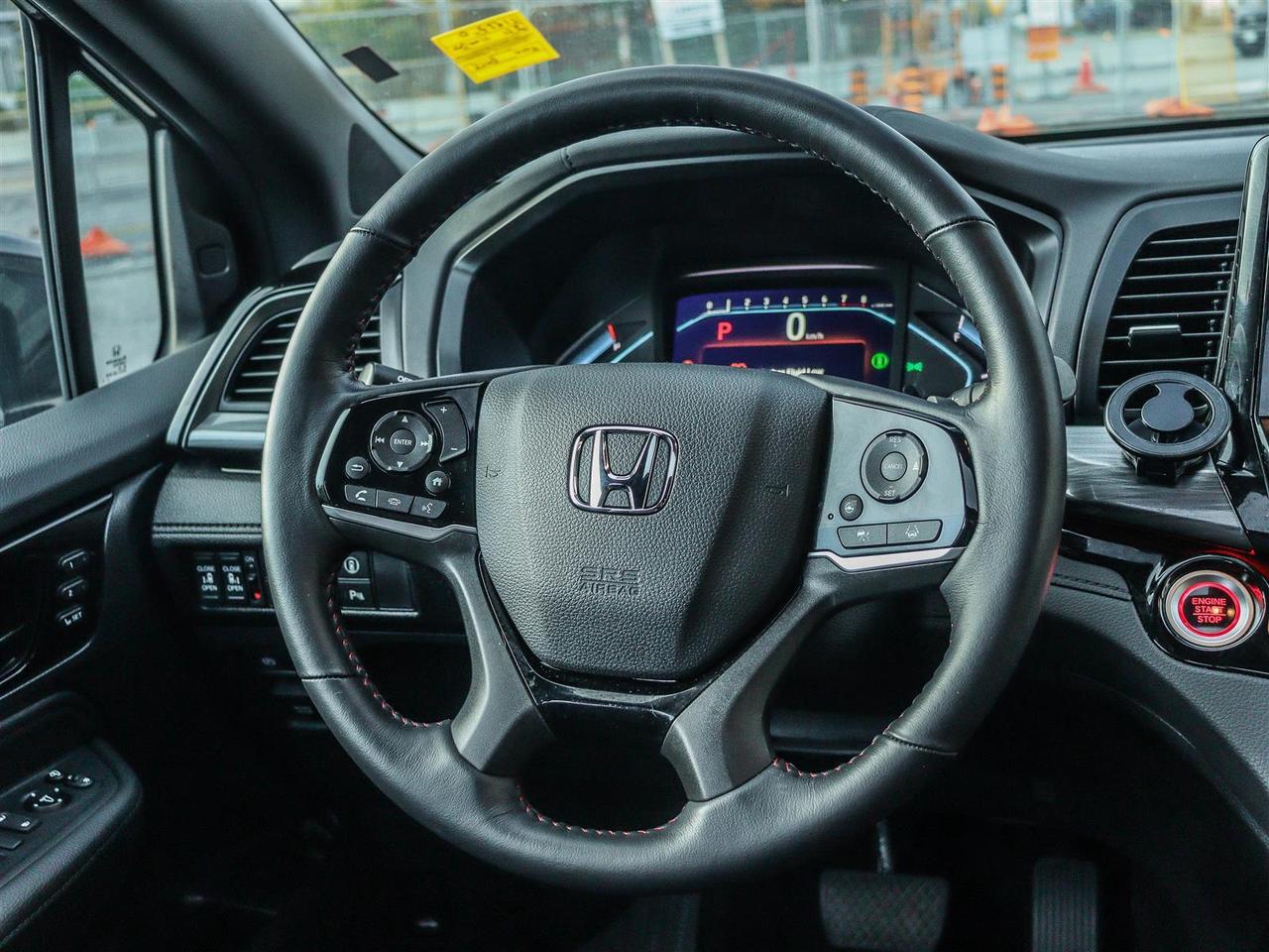 2024 Honda Odyssey Black Edition NAVI LEATHER SUNROOF Photo