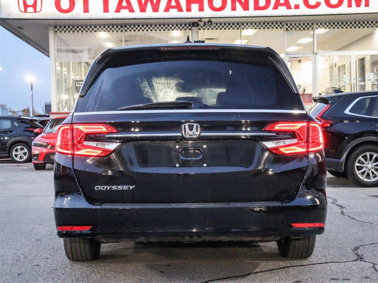 2022 Honda Odyssey EX W/ REAR ENTERTAINMENT UNIT Photo