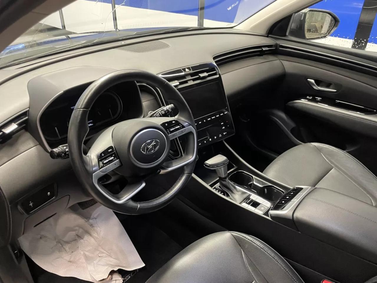 2023 Hyundai Tucson URBAN   ALL WHEEL DRIVE  SUNROOF   HEATED SEATS Photo