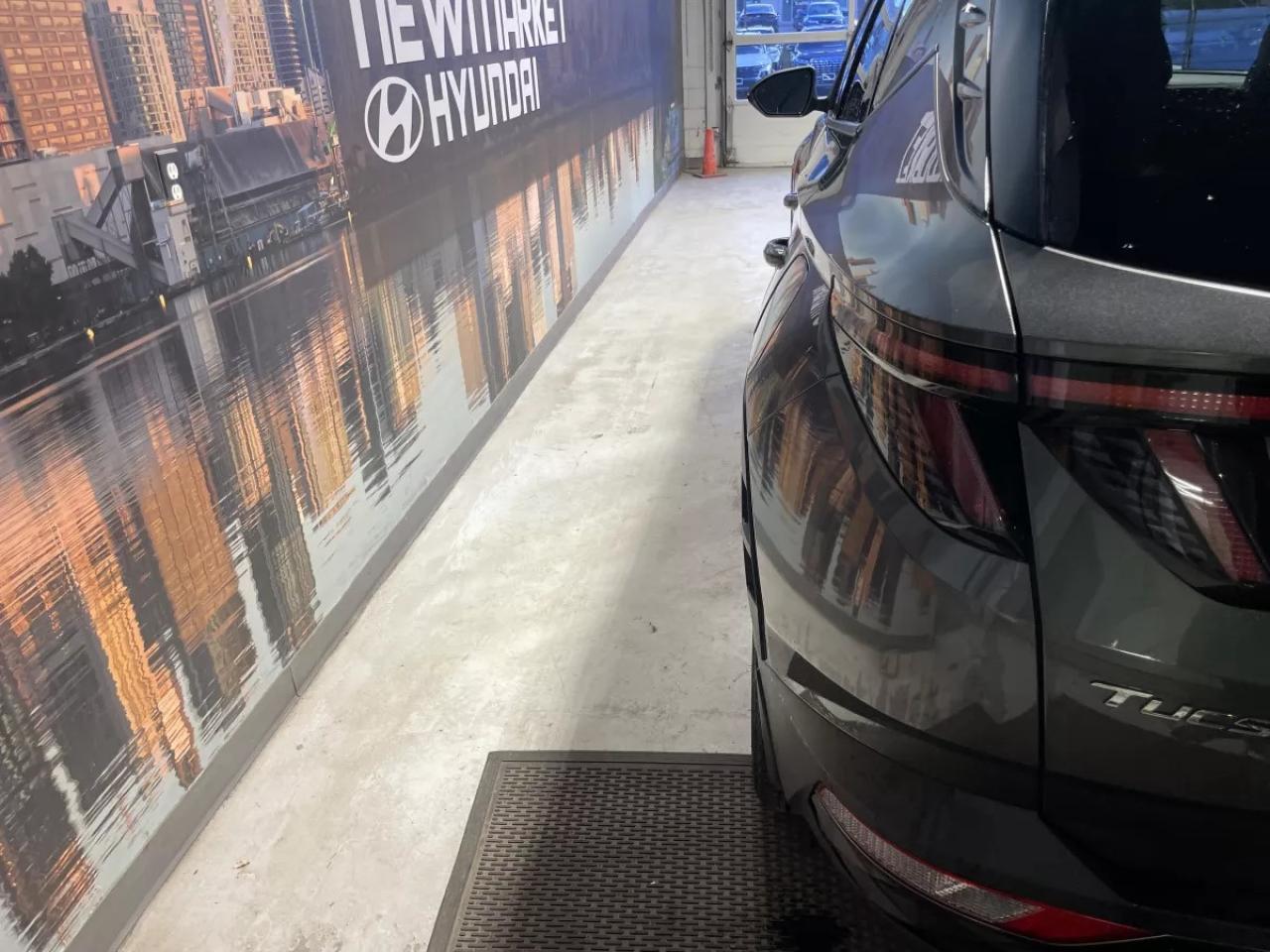 2023 Hyundai Tucson URBAN   ALL WHEEL DRIVE  SUNROOF   HEATED SEATS Photo