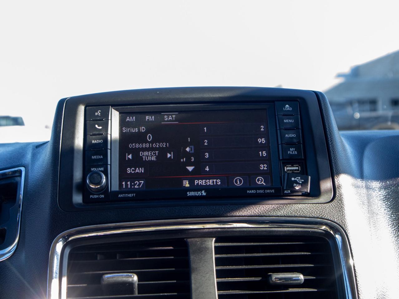 2014 Dodge Grand Caravan Crew - Leather Steering Wheel Seats 7 Photo