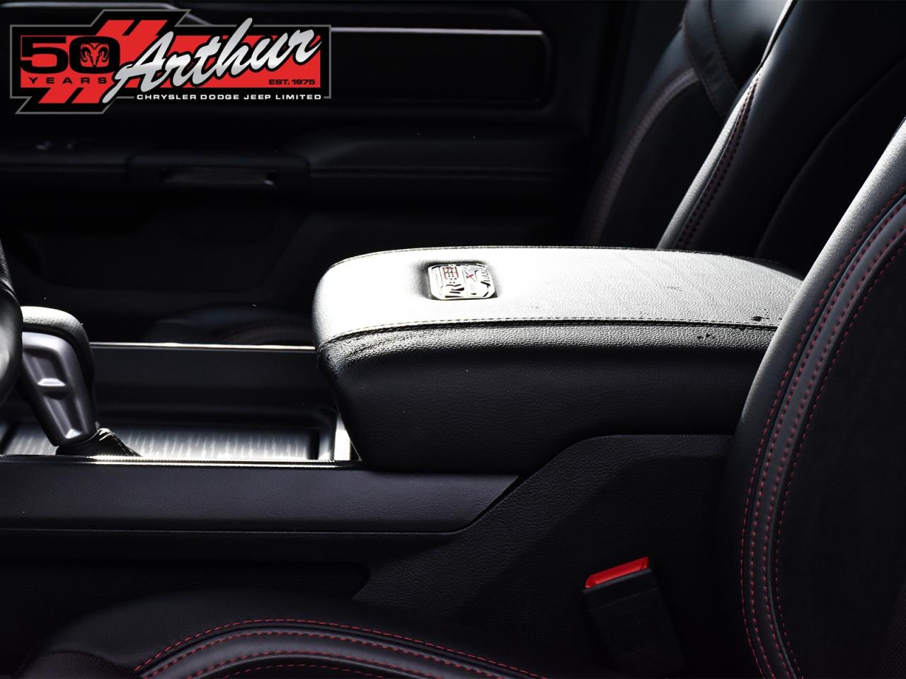 2025 RAM 1500 REBEL X CREW CAB 4X4-ONLY 3,583 KM Photo