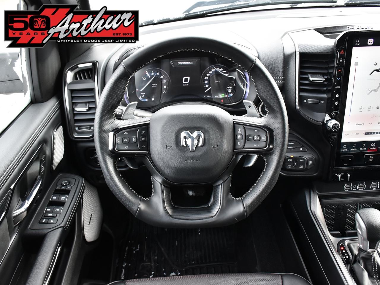 2025 RAM 1500 REBEL X CREW CAB 4X4-ONLY 3,583 KM Photo