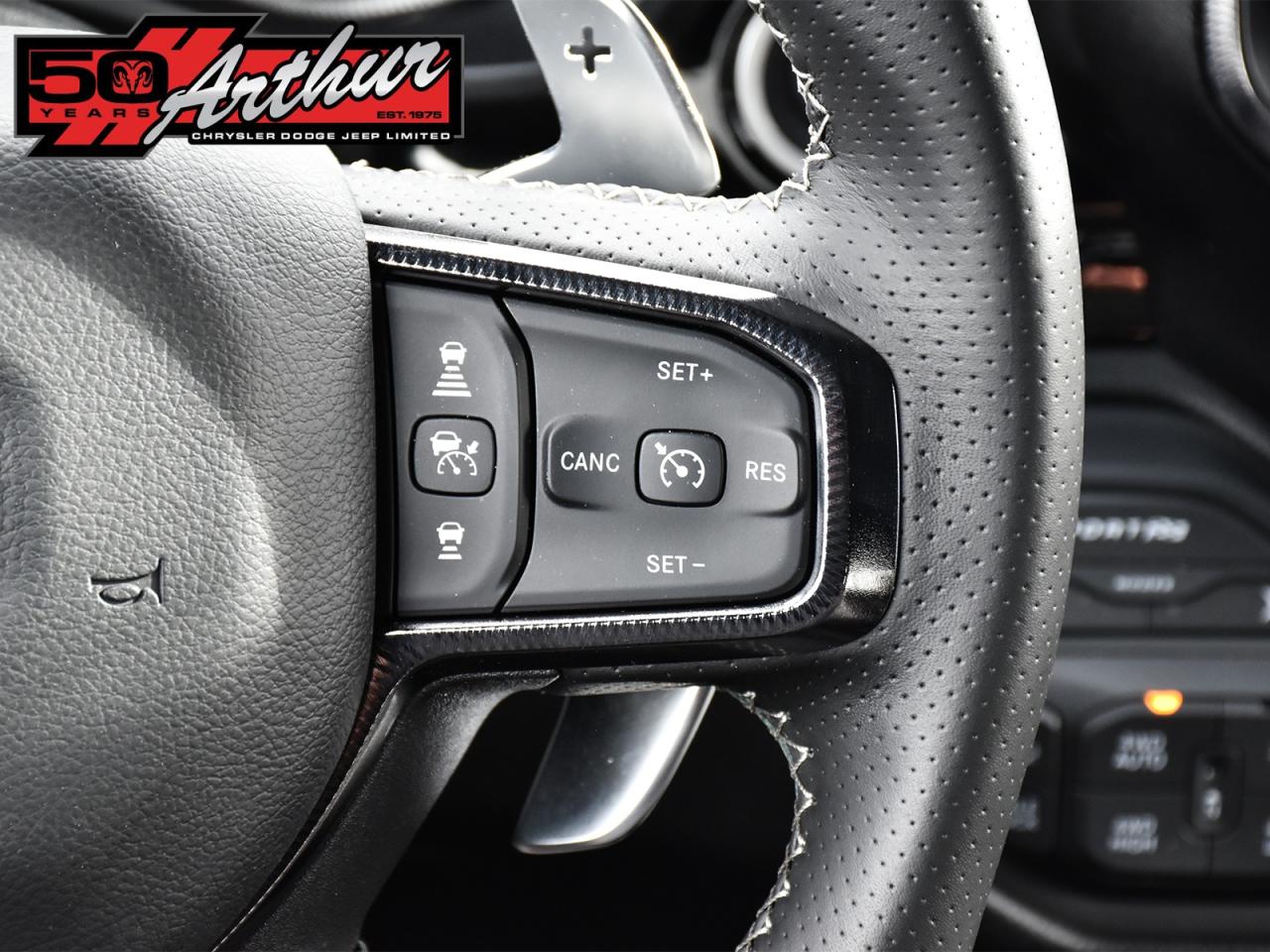 2025 RAM 1500 REBEL X CREW CAB 4X4-ONLY 3,583 KM Photo