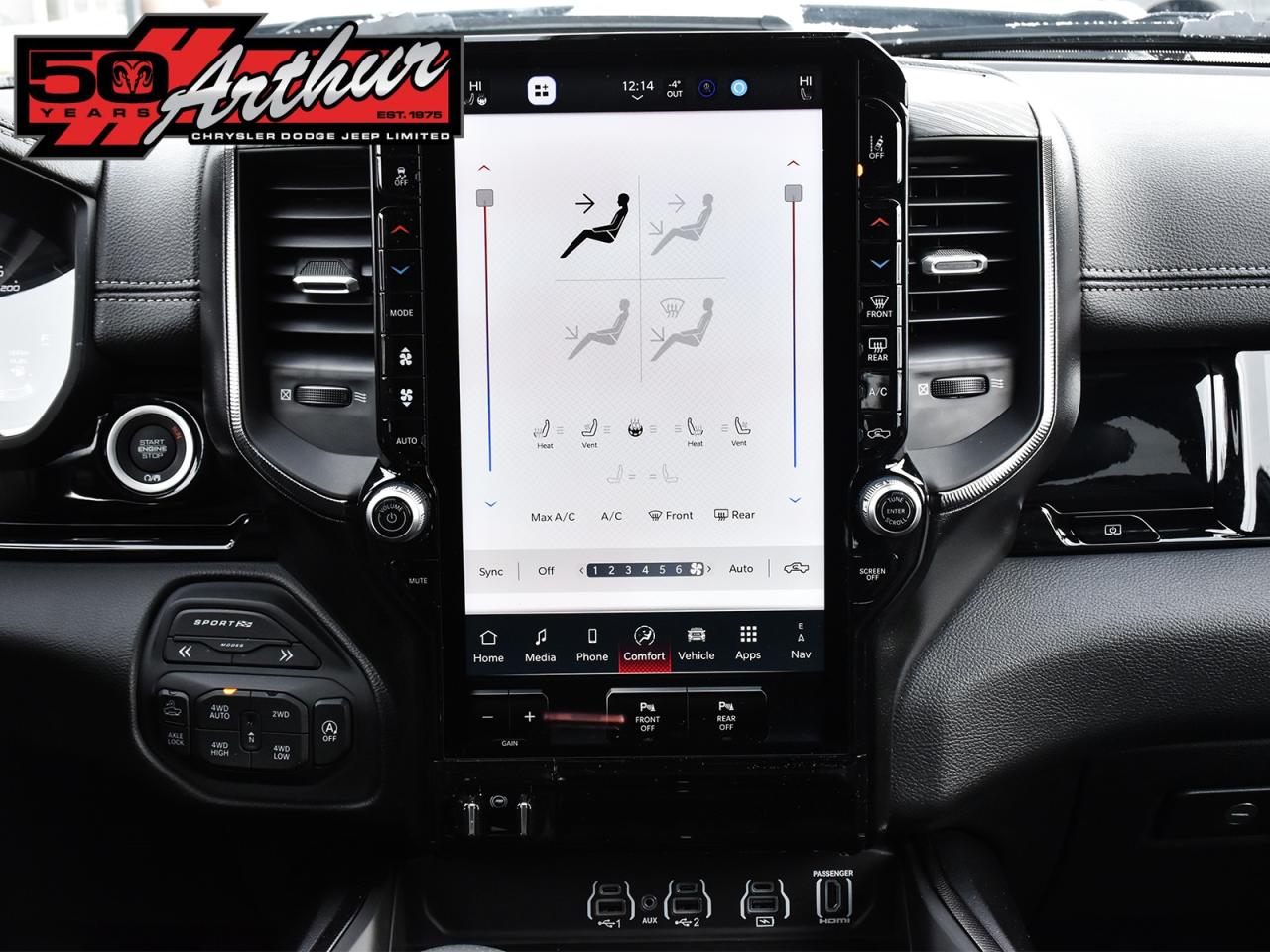 2025 RAM 1500 REBEL X CREW CAB 4X4-ONLY 3,583 KM Photo