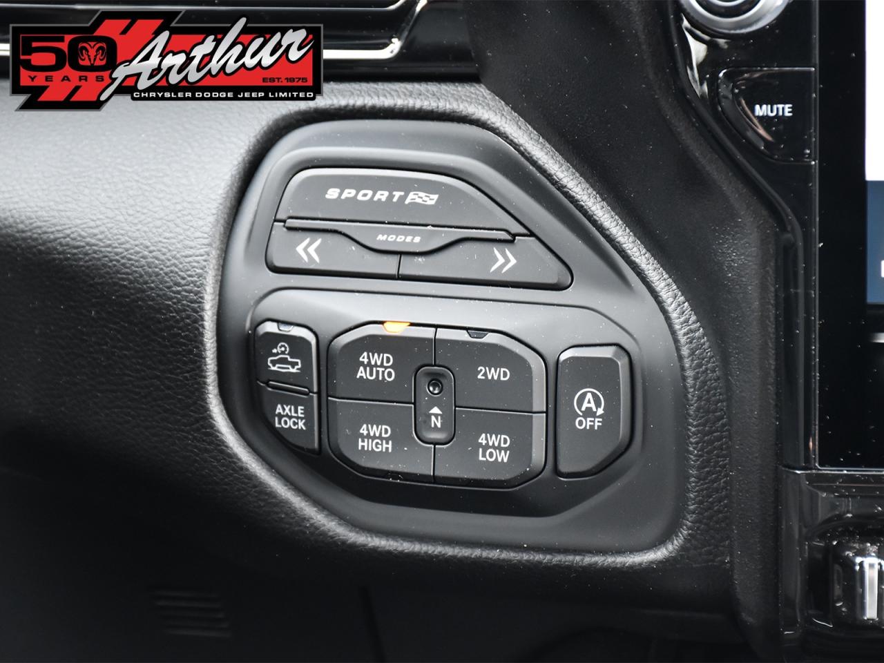 2025 RAM 1500 REBEL X CREW CAB 4X4-ONLY 3,583 KM Photo