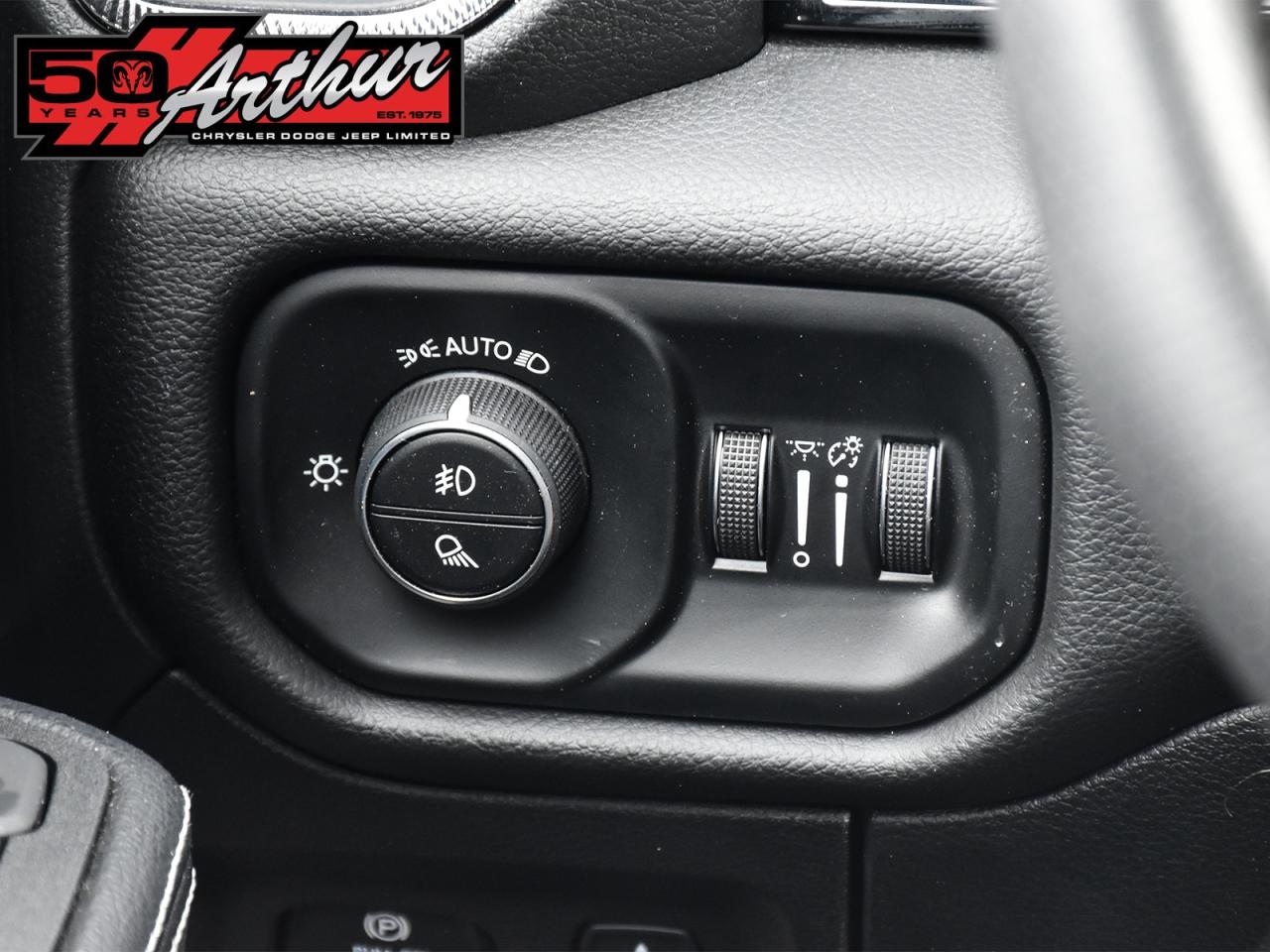 2025 RAM 1500 REBEL X CREW CAB 4X4-ONLY 3,583 KM Photo