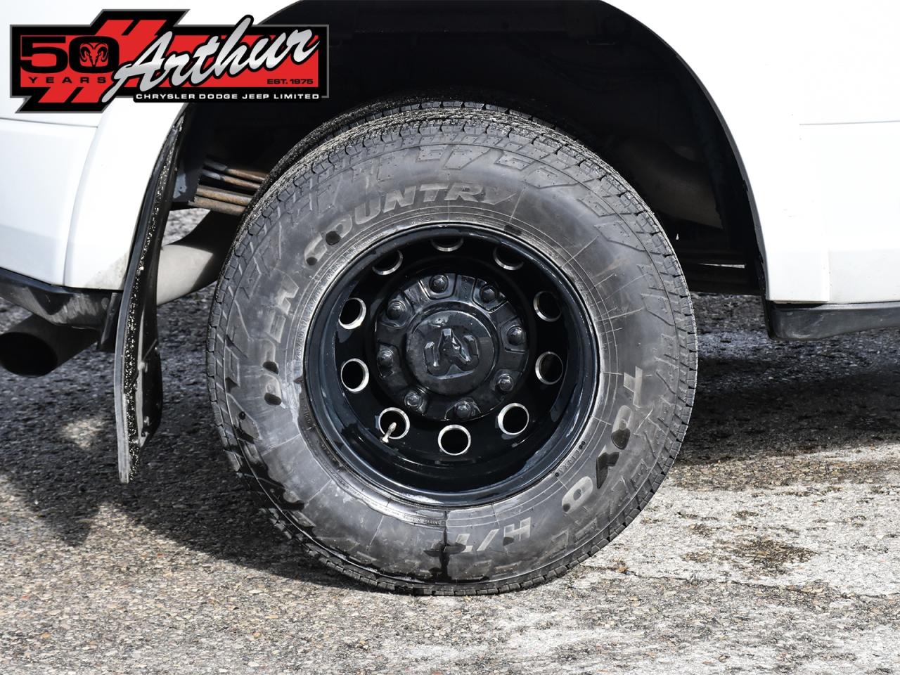 2024 RAM 3500 LIMITED CREW CAB NIGHT EDITION 4X4 Photo