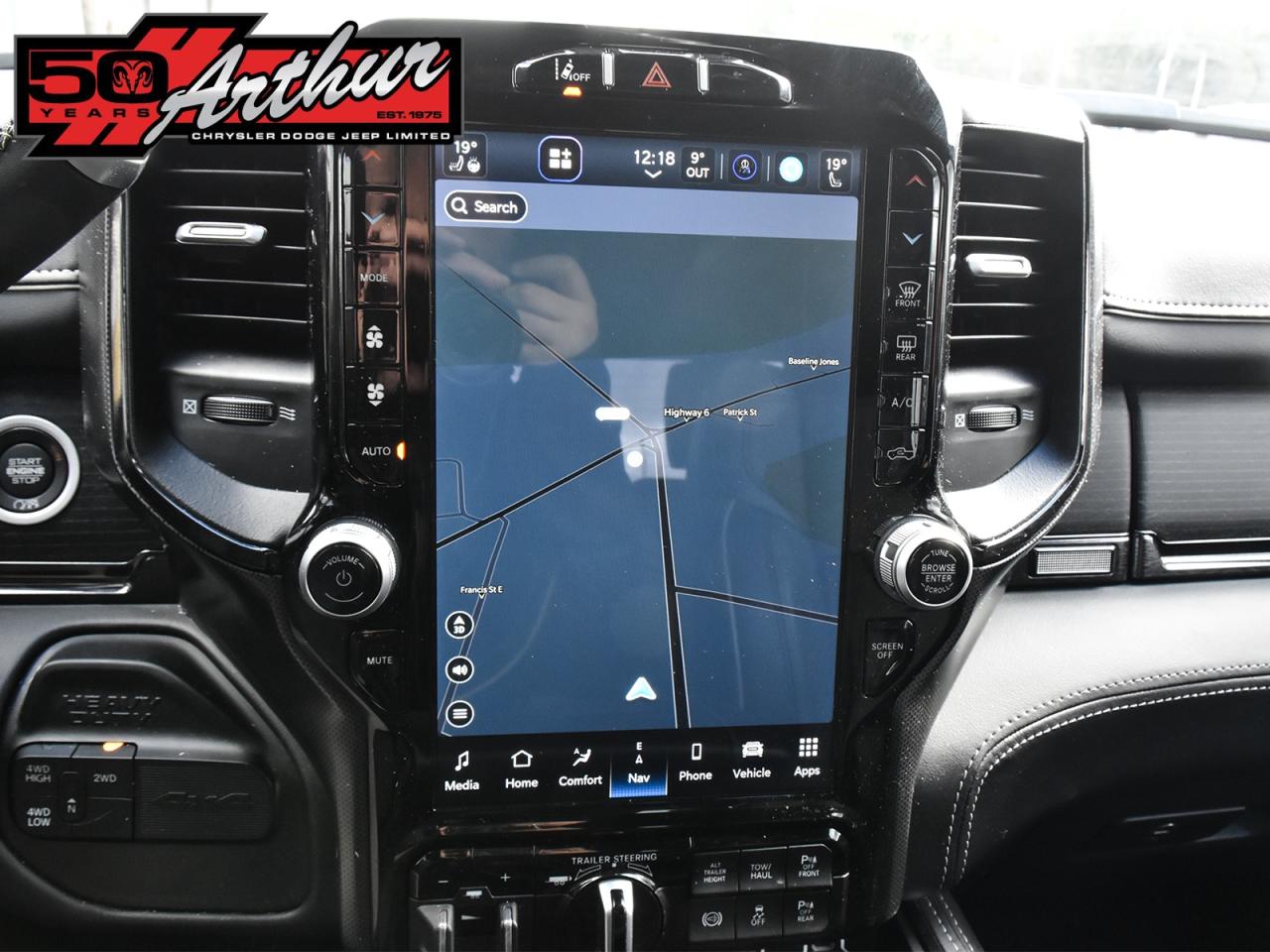 2024 RAM 3500 LIMITED CREW CAB NIGHT EDITION 4X4 Photo