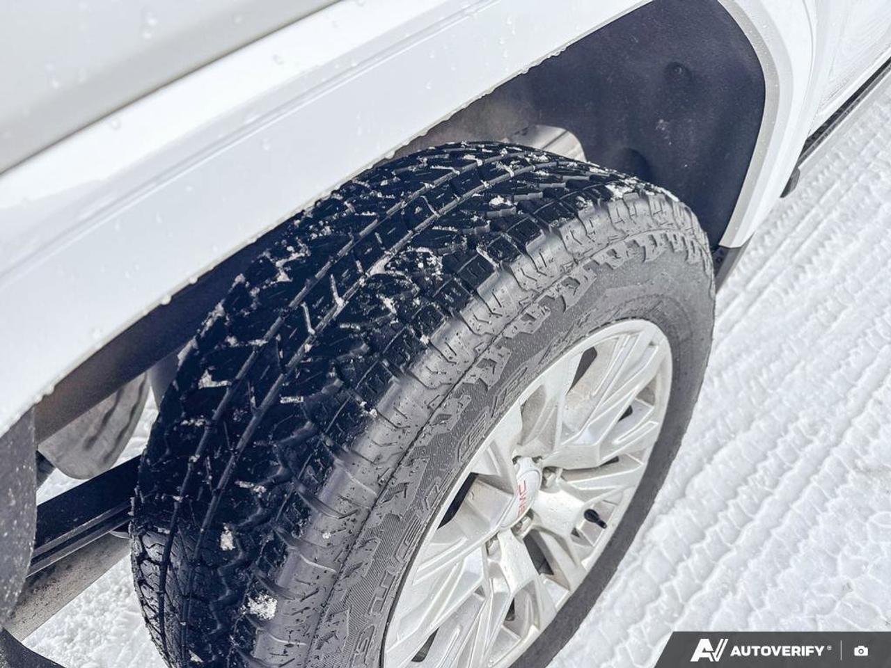 2023 GMC Sierra 1500 Denali   LOADED, TONNEAU COVER, RUNNING BOARDS. Photo