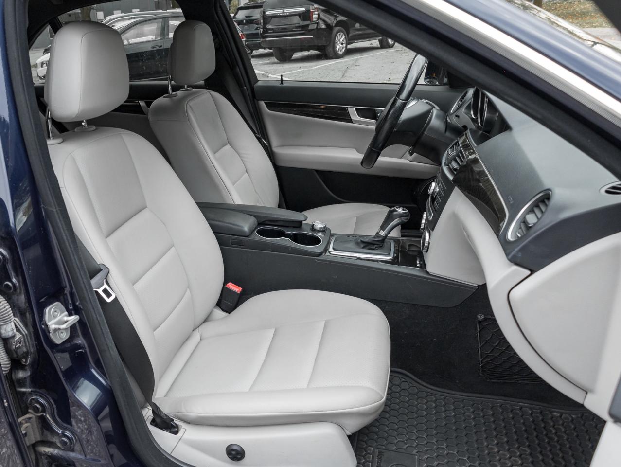 2013 Mercedes-Benz C-Class 4dr Sdn C 350 4MATIC  AS IS  AS TRADED Photo