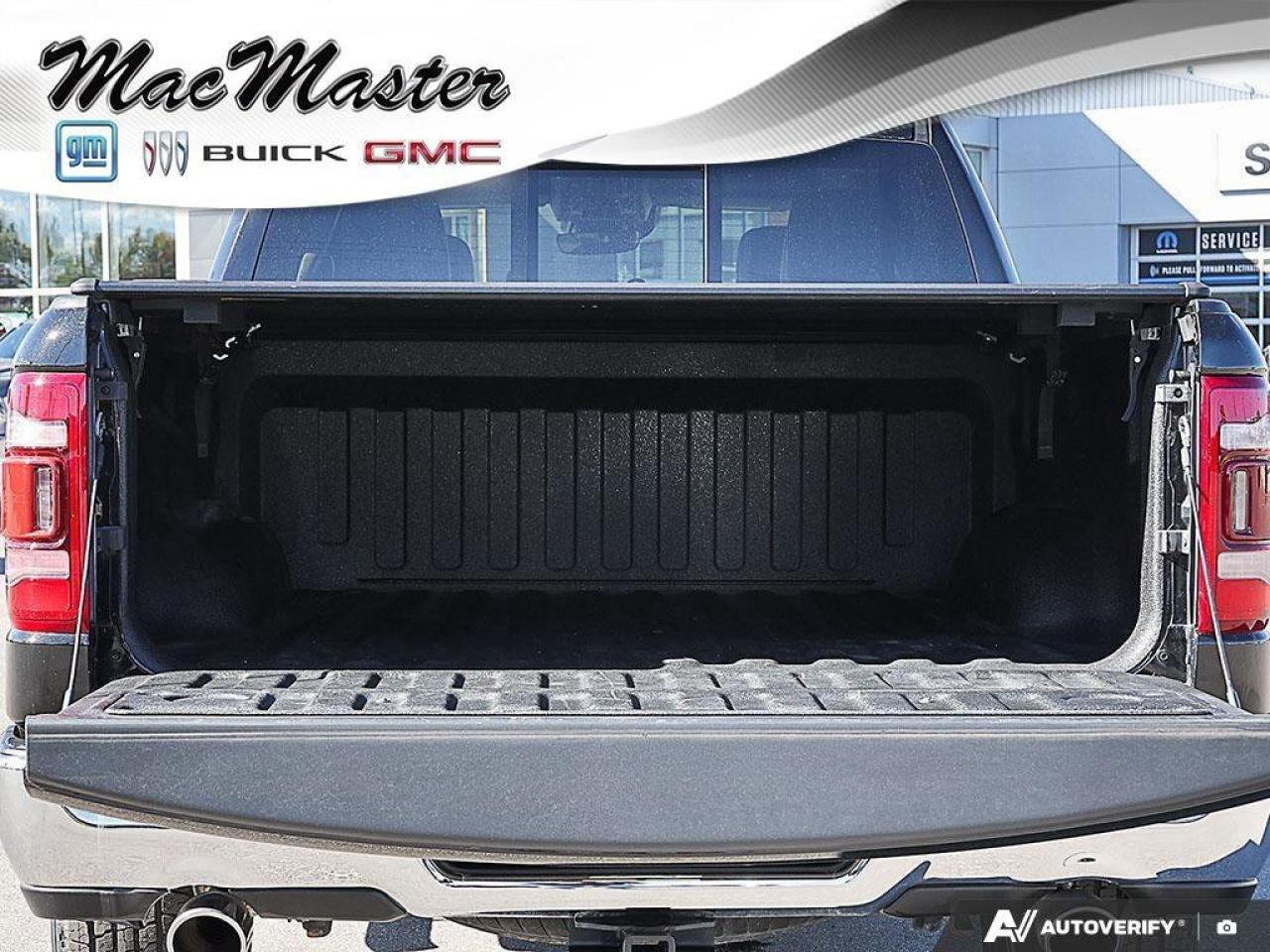 2022 RAM 1500 LaramieLARAMIE, CREW, 4X4, HEMI, NAV, HTD/COOL LEA Photo