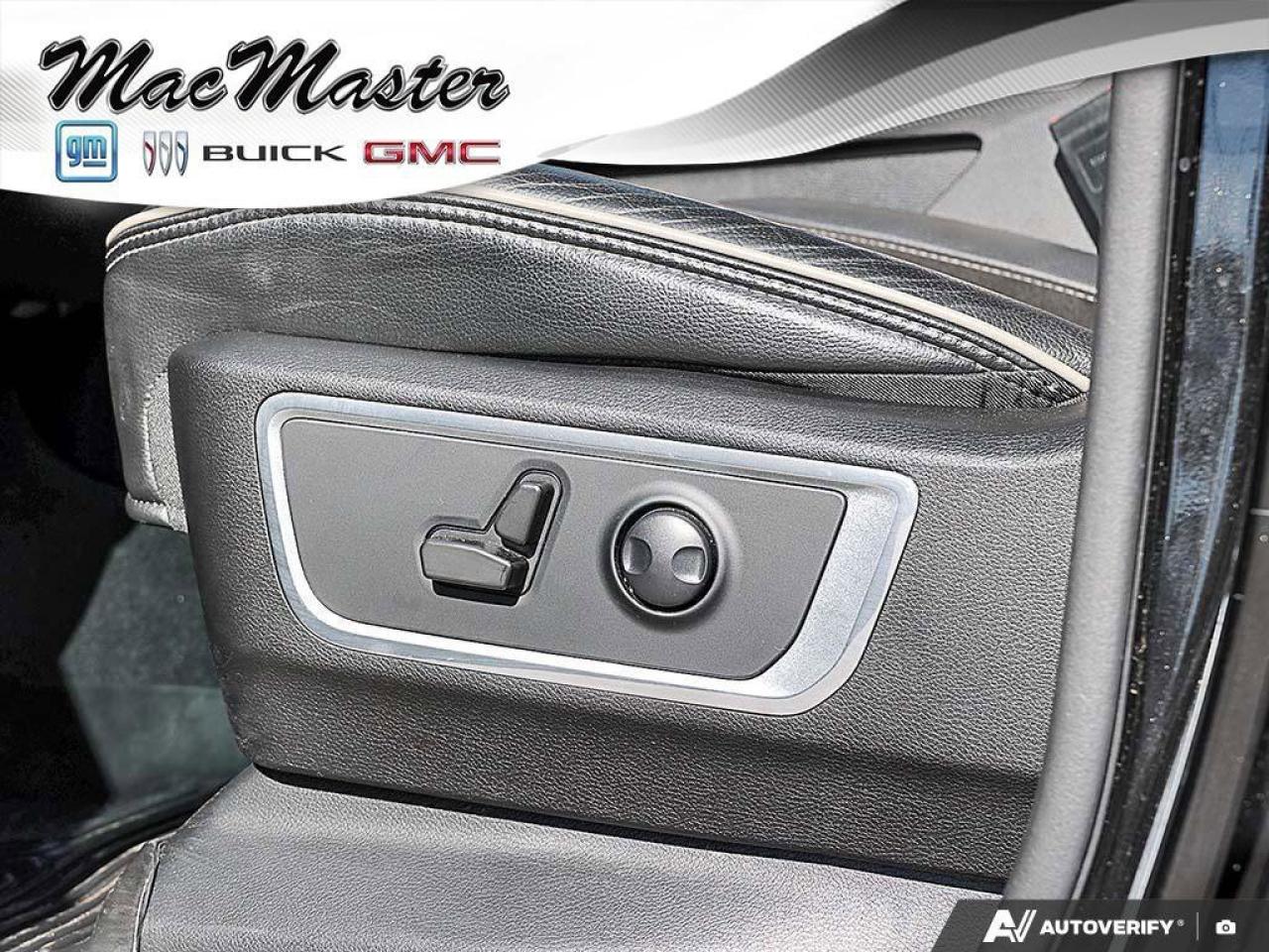 2022 RAM 1500 LaramieLARAMIE, CREW, 4X4, HEMI, NAV, HTD/COOL LEA Photo