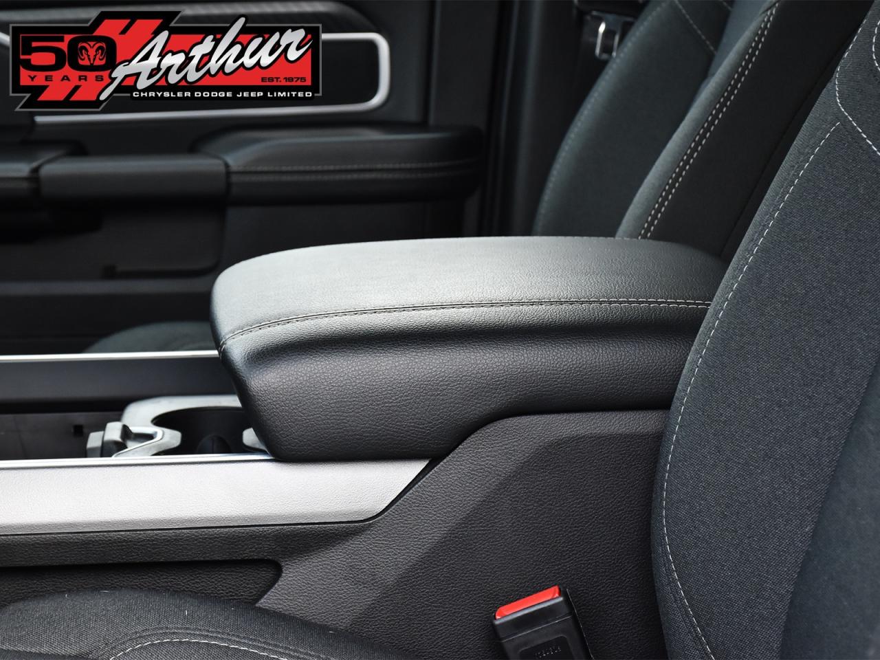 2025 RAM 2500 BIG HORN CREW CAB NIGHT EDITION 4X4 Photo