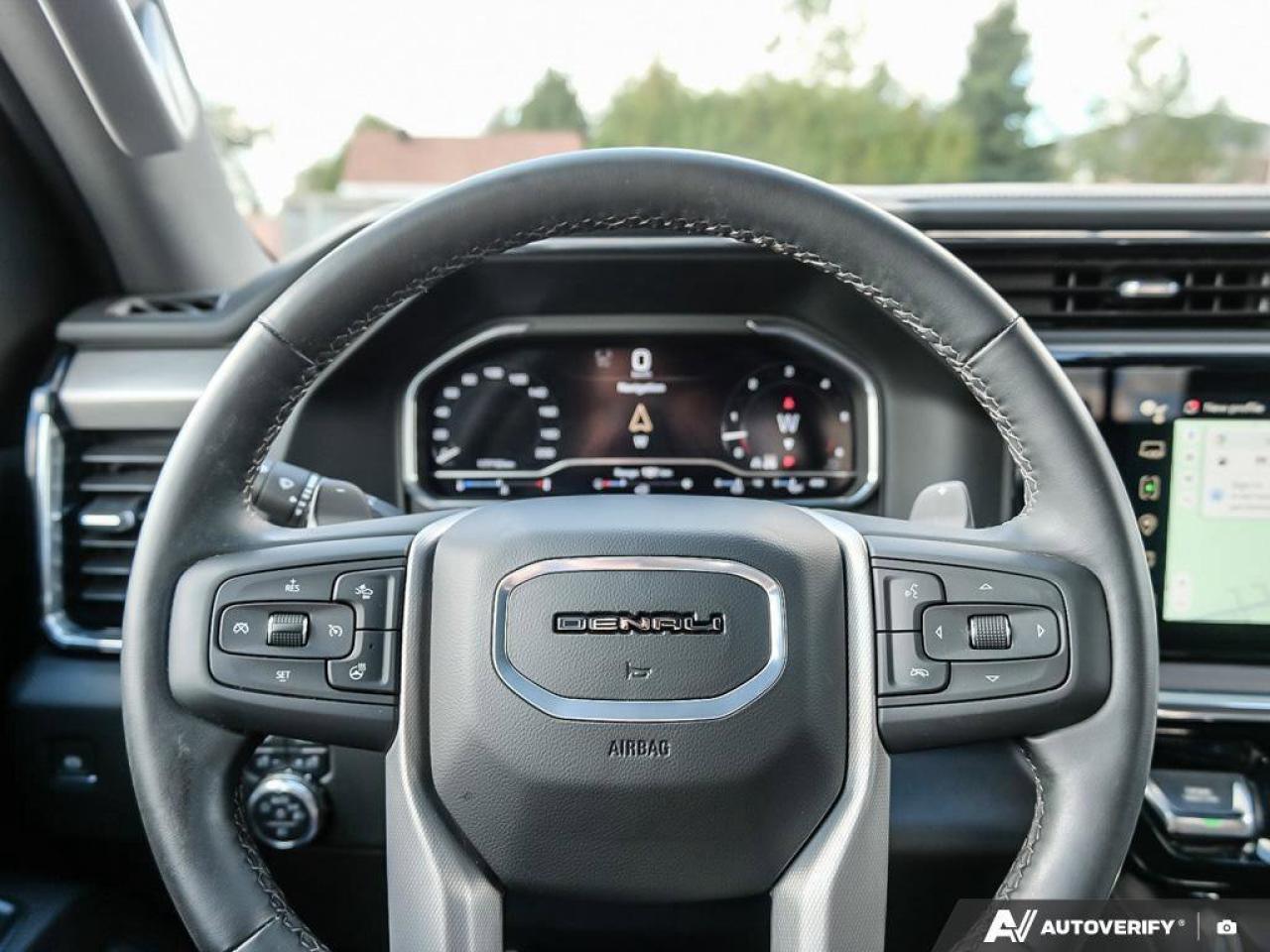 2024 GMC Sierra 1500 DenaliDENALI RESERVE, DURAMAX, 4X4, LOADED, 1-OWNE Photo