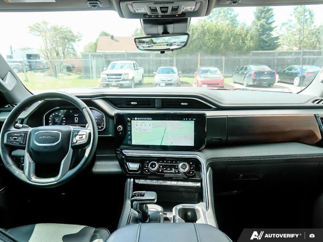 2024 GMC Sierra 1500 DenaliDENALI RESERVE, DURAMAX, 4X4, LOADED, 1-OWNE Photo