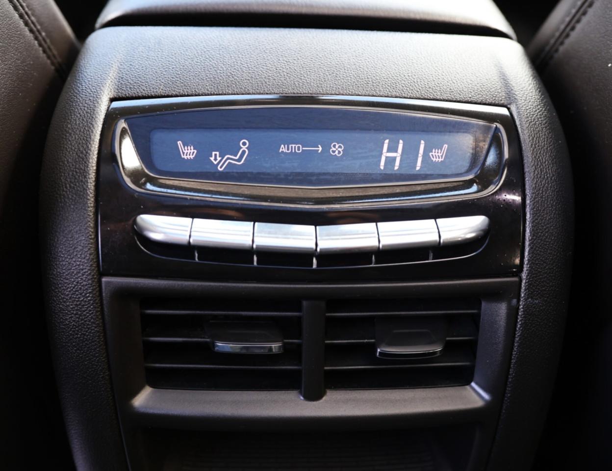 2018 Cadillac XT5 PREMIUM LUXURY-AWD/NAV/PANOROOF/ADAPT CRUISE/H&C S Photo