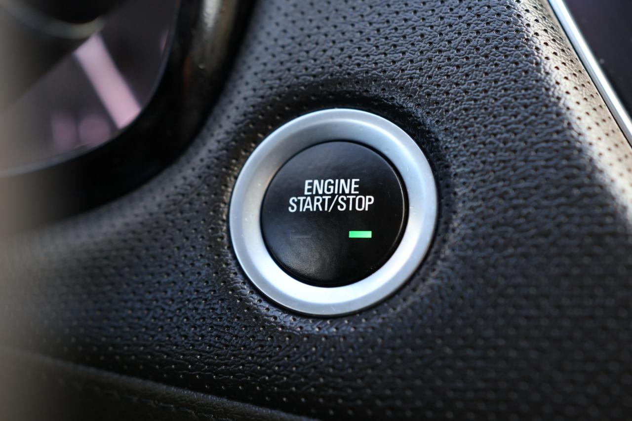 2018 Cadillac XT5 PREMIUM LUXURY-AWD/NAV/PANOROOF/ADAPT CRUISE/H&C S Photo