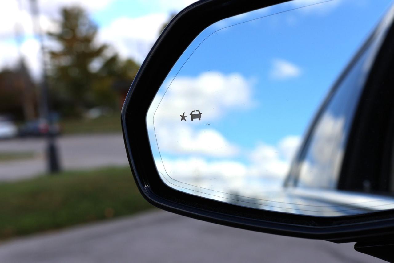 2018 Cadillac XT5 PREMIUM LUXURY-AWD/NAV/PANOROOF/ADAPT CRUISE/H&C S Photo