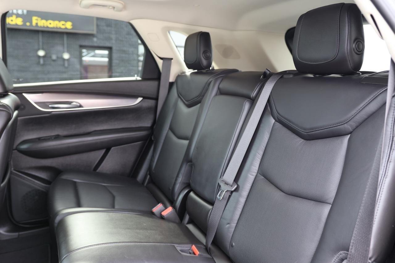 2018 Cadillac XT5 PREMIUM-LUXURY-AWD/NAV/PANOROOF/ADAPT CRUISE/H&C S Photo