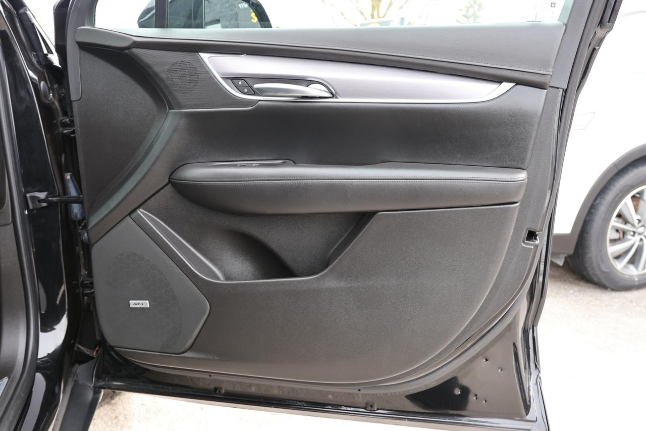 2018 Cadillac XT5 PREMIUM-LUXURY-AWD/NAV/PANOROOF/ADAPT CRUISE/H&C S Photo