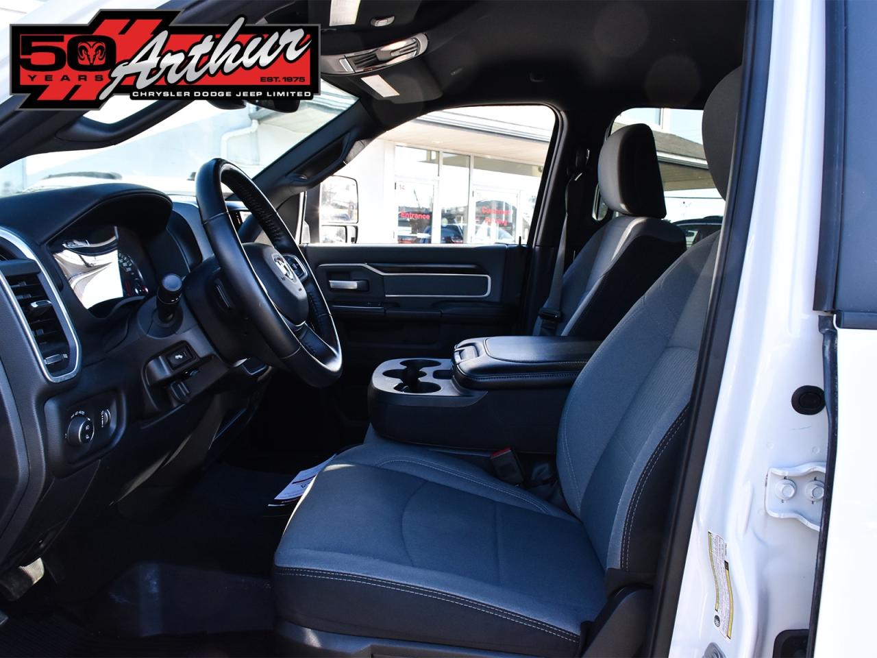 2023 RAM 2500 Big Horn Crew Cab 4x4 Photo