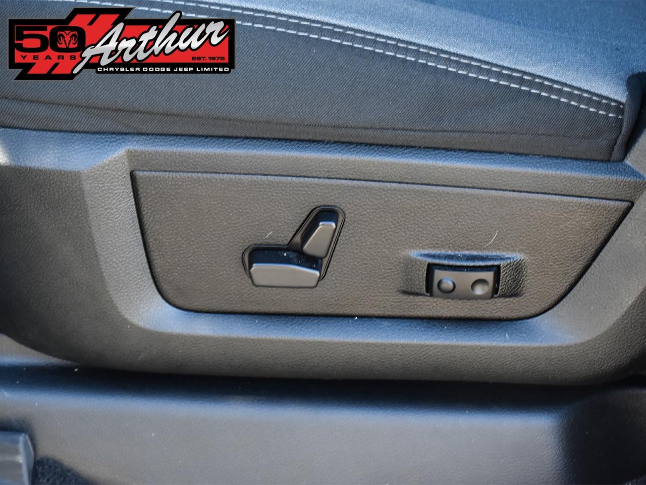 2023 RAM 2500 Big Horn Crew Cab 4x4 Photo