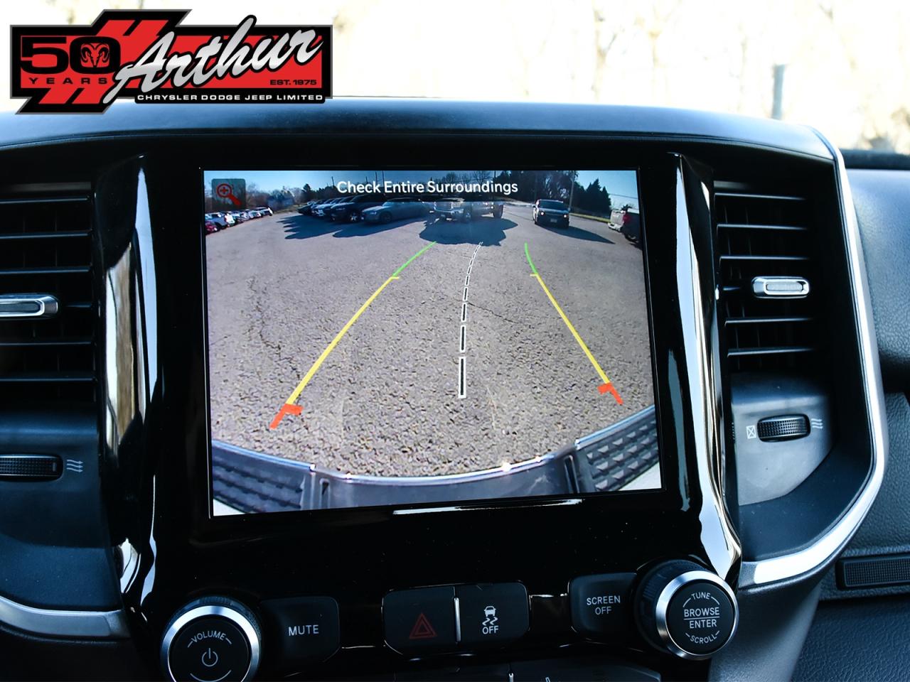 2023 RAM 2500 Big Horn Crew Cab 4x4 Photo